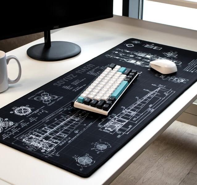 Geekboards Soyuz Desk Pad, Extra Large