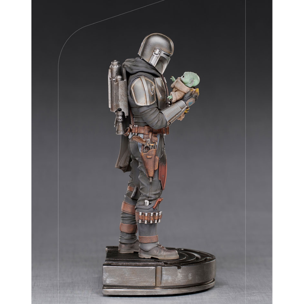 Iron Studios Star Wars - The Mandalorian and Grogu Statue Art Scale 1/10